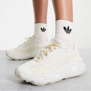 NIB adidas Women's Cream Oznova Sneakers Sz  9